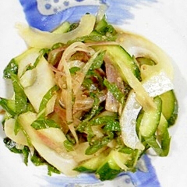 セロリと胡瓜に、大葉と茗荷を入れて、和え物
